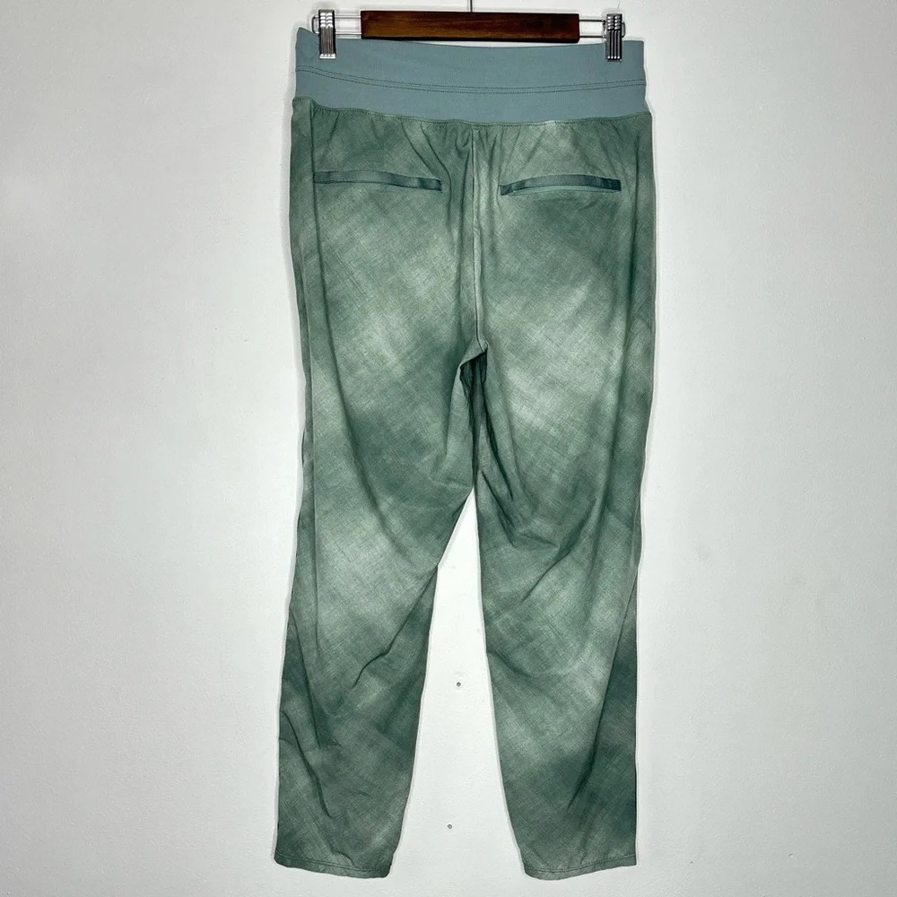 Athleta Nolita Slim Tapered Crop Pant Denali Minimalistic Green Gray Size 10 - Picture 13 of 16